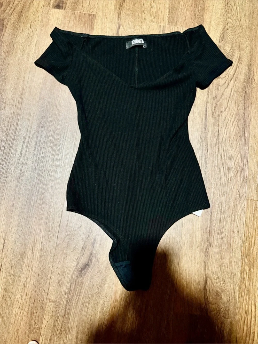 Reformation slight v off the shoulder ribbed bodysuit $98 M spring casual